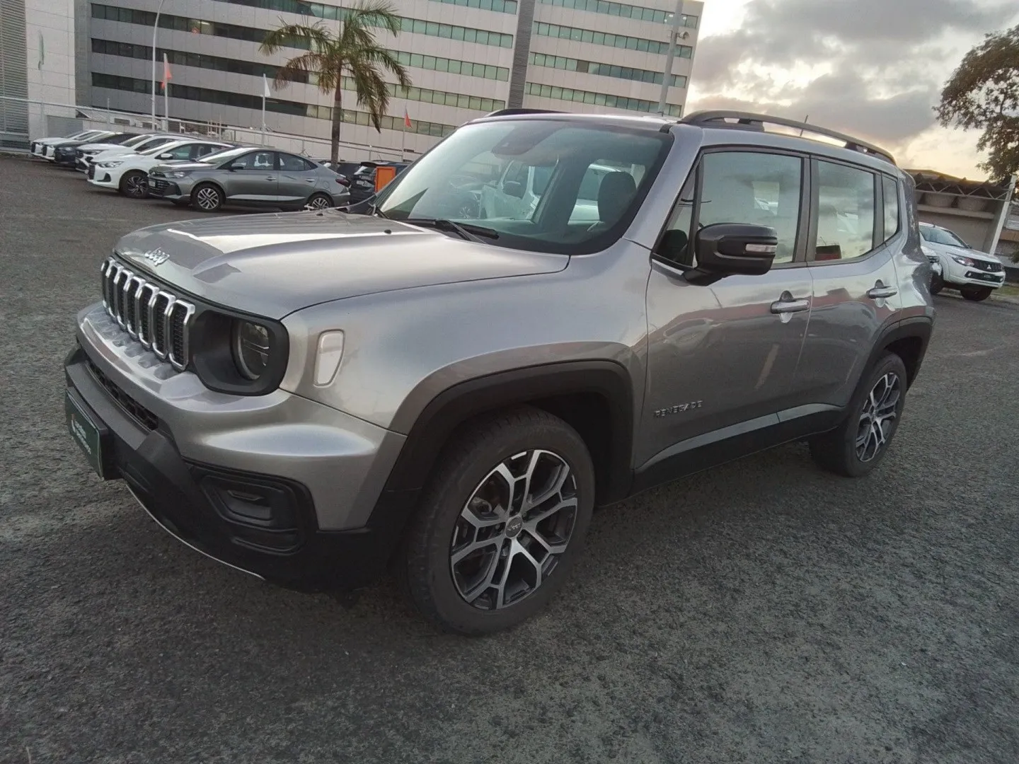 Jeep Renegade 1.3 T270 Turbo Flex Longitude At6