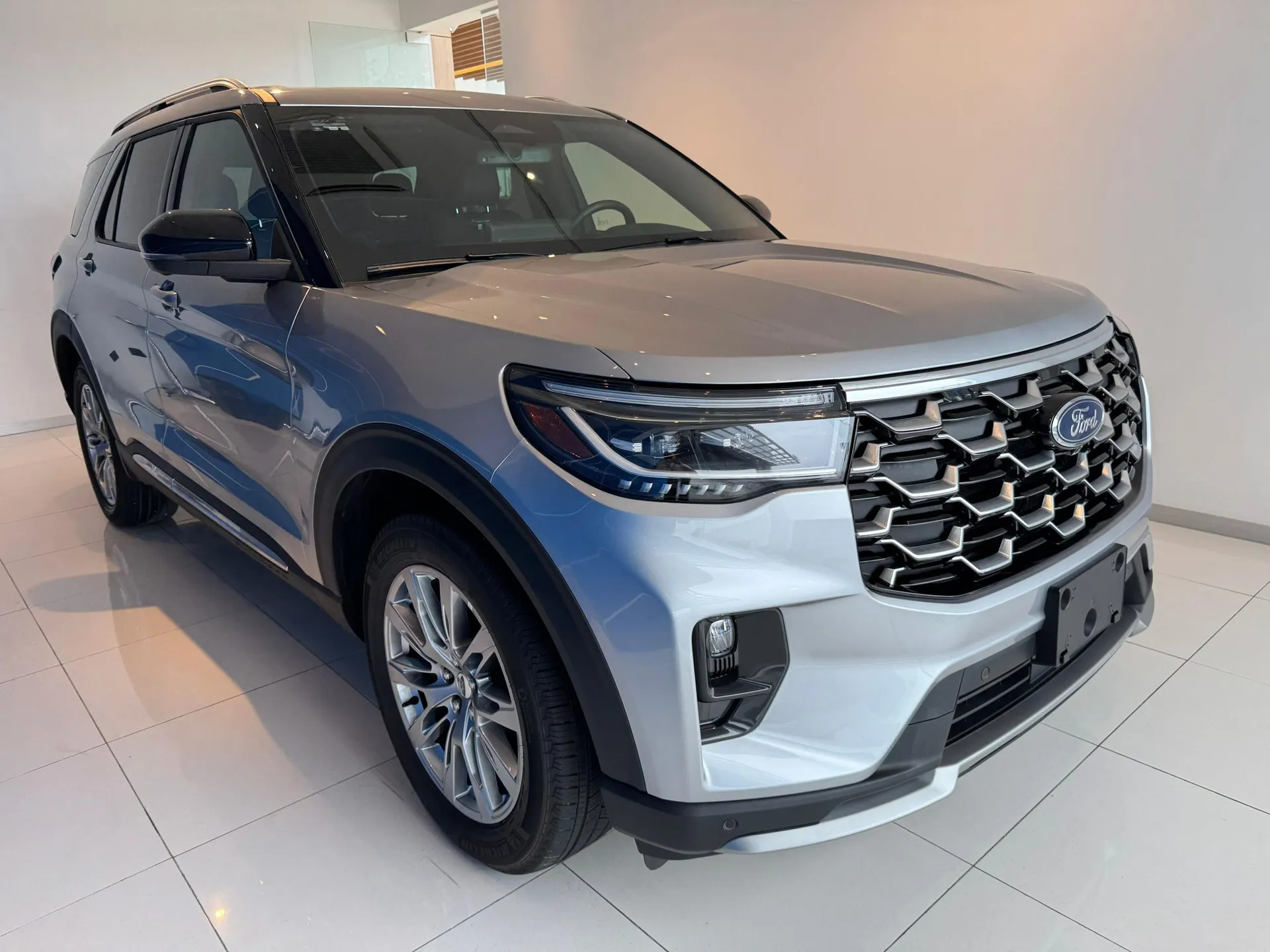 Ford Explorer 2025
