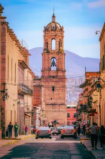 Rentar en Morelia permite disfrutar de una ciudad con historia y precios accesibles en comparación con otras capitales del país.