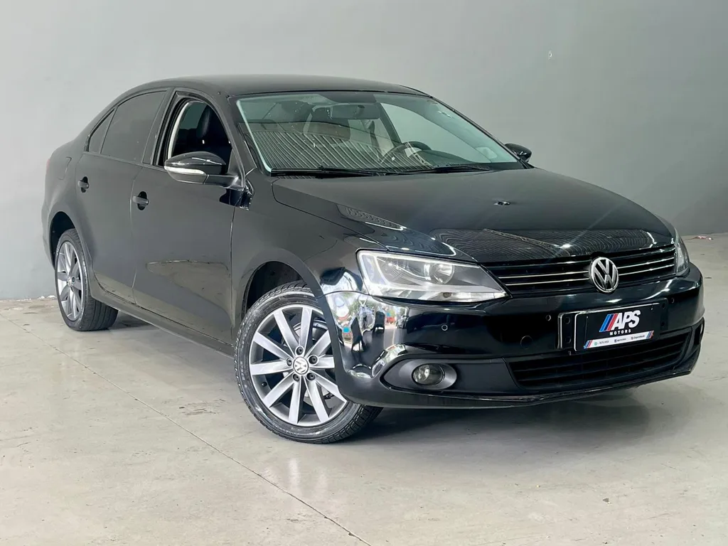 Volkswagen Jetta Flex Automático