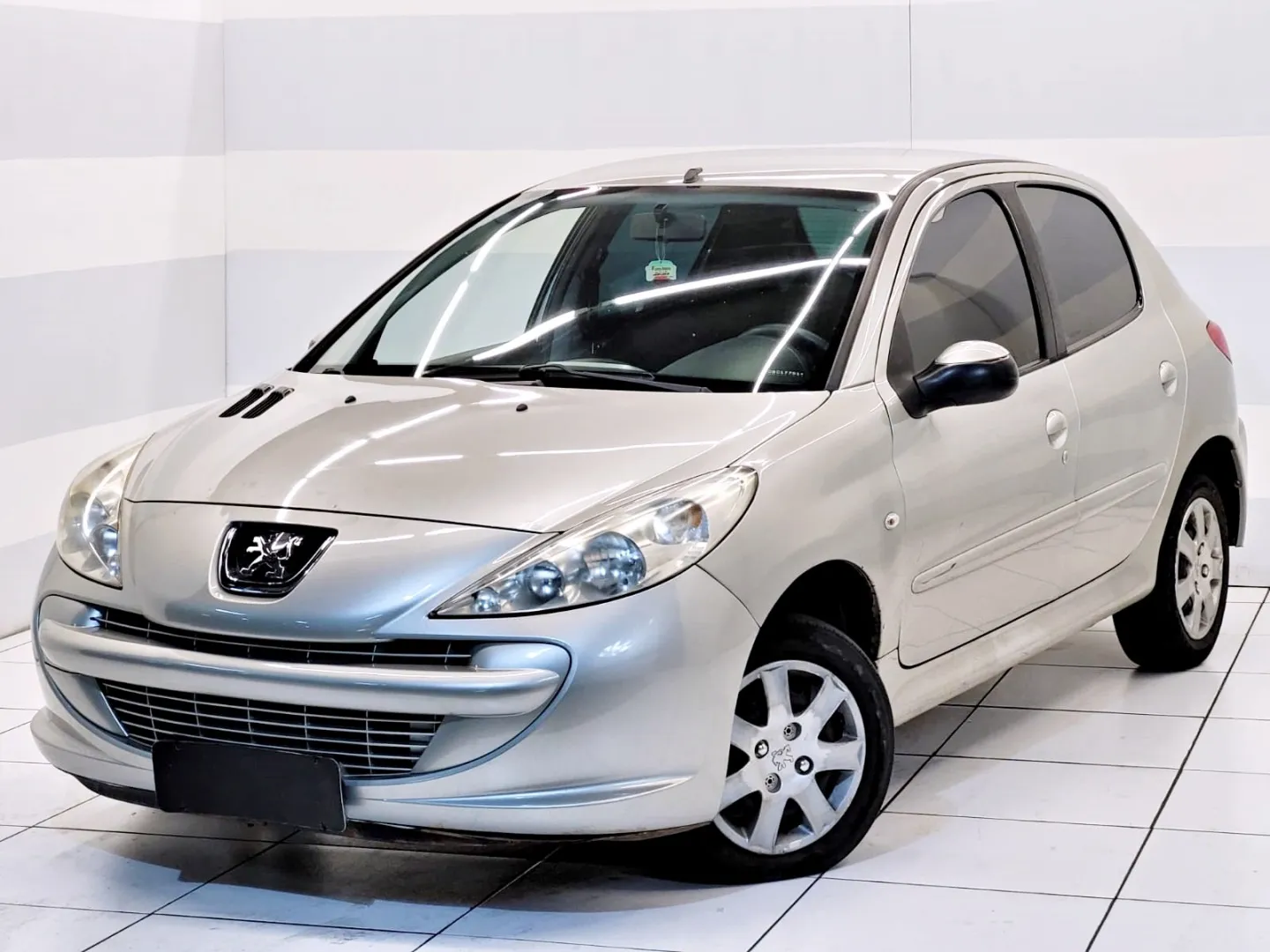 Peugeot 207 1.4 Xr 8v Flex 4p Manual