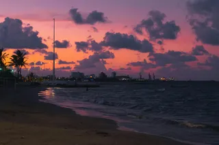 Vivir cerca del malecón en Veracruz Puerto permite disfrutar del mar y estar a minutos de servicios, comercios y entretenimiento