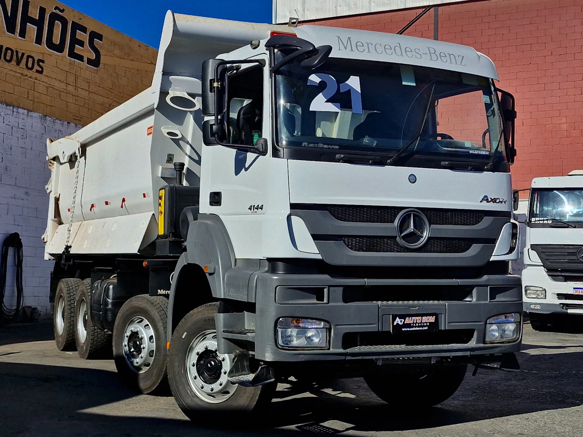 Mb Axor 4144 8x4 Bitruck Cacamba Bascula