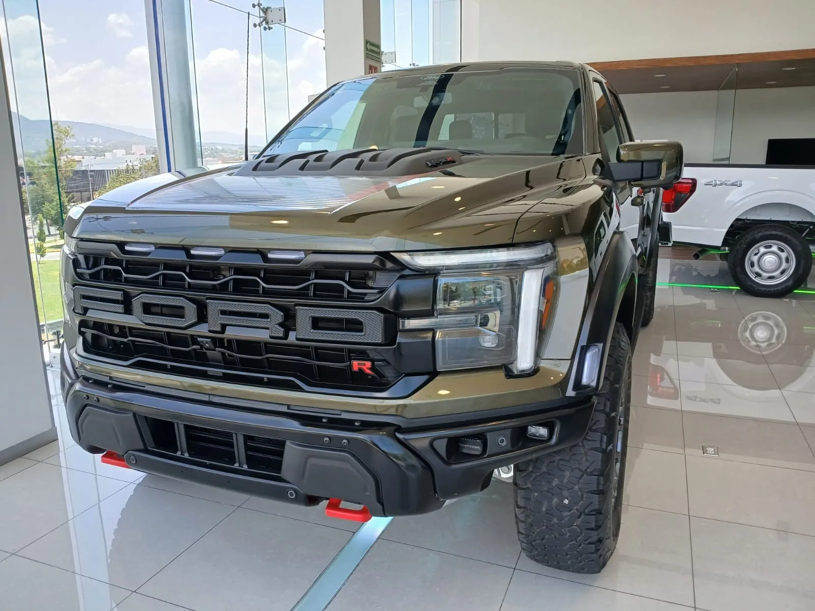 Lobo Raptor R 2025