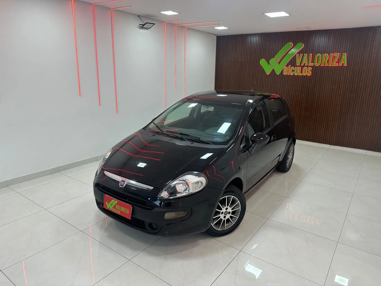 Fiat Punto Attractive 1.4 Fire Flex 8v 5p 2014/2015