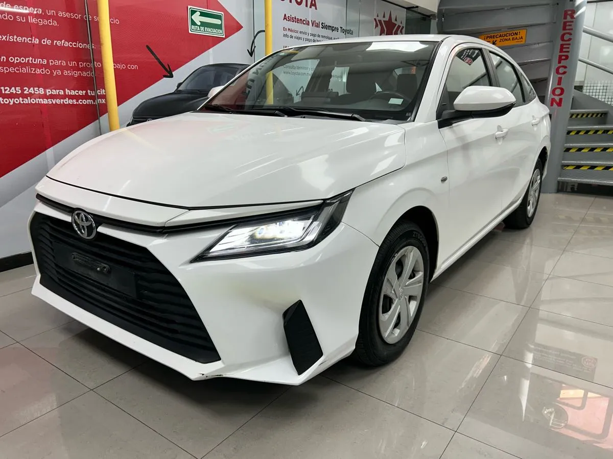 Toyota Yaris 2023