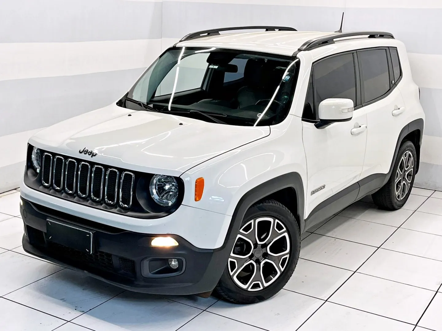 Jeep Renegade 1.8 16v Flex Longitude 4p Automático