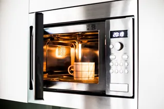 Descubrí las ventajas y modelos de Microondas Electrolux.