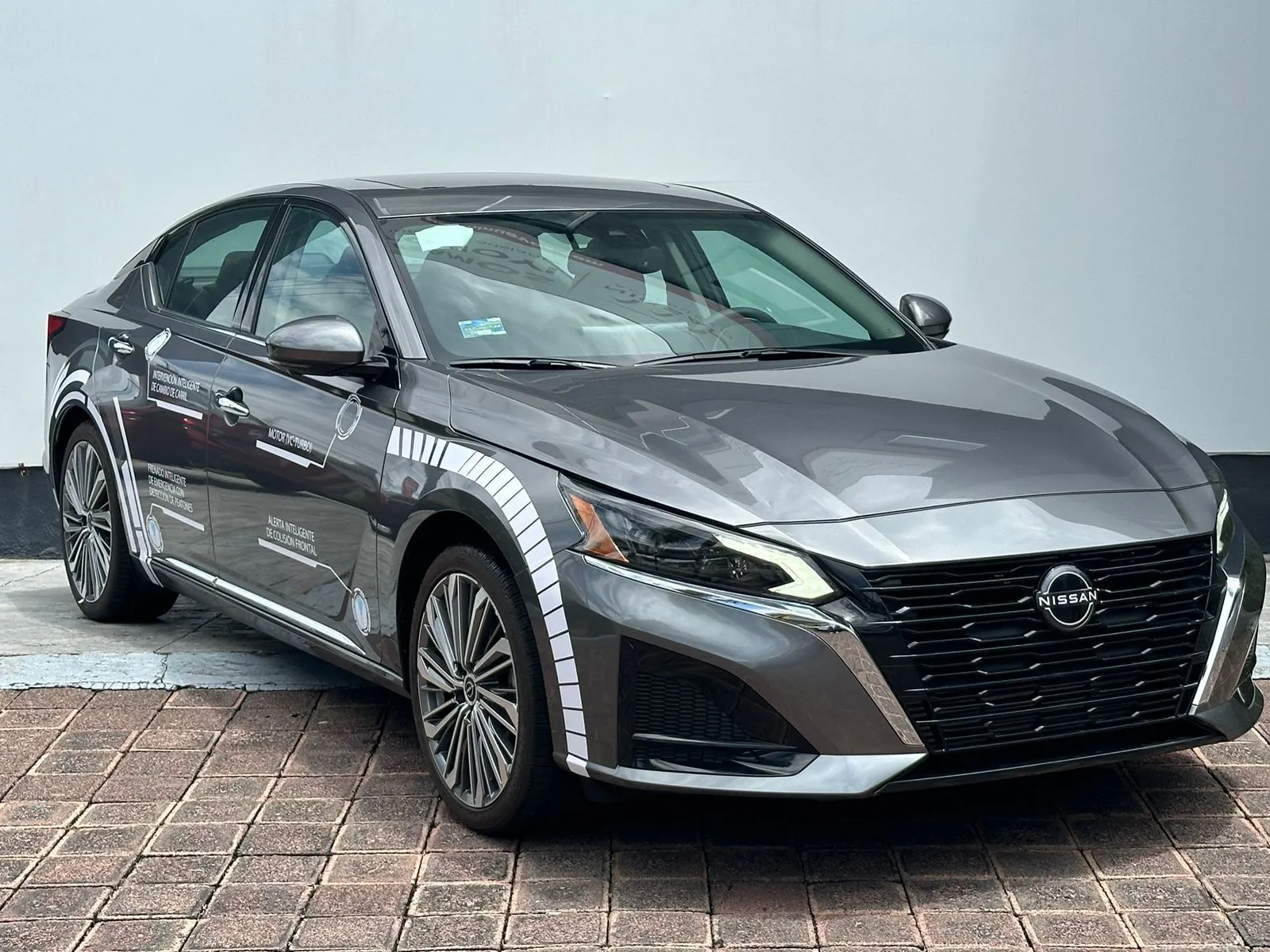 Nissan Altima 2024