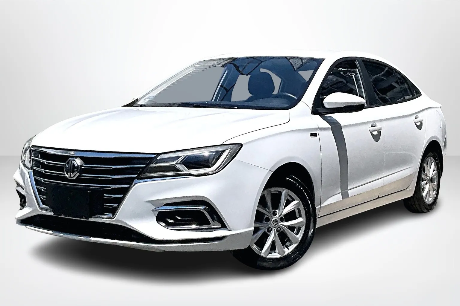 Mg Mg5 2022