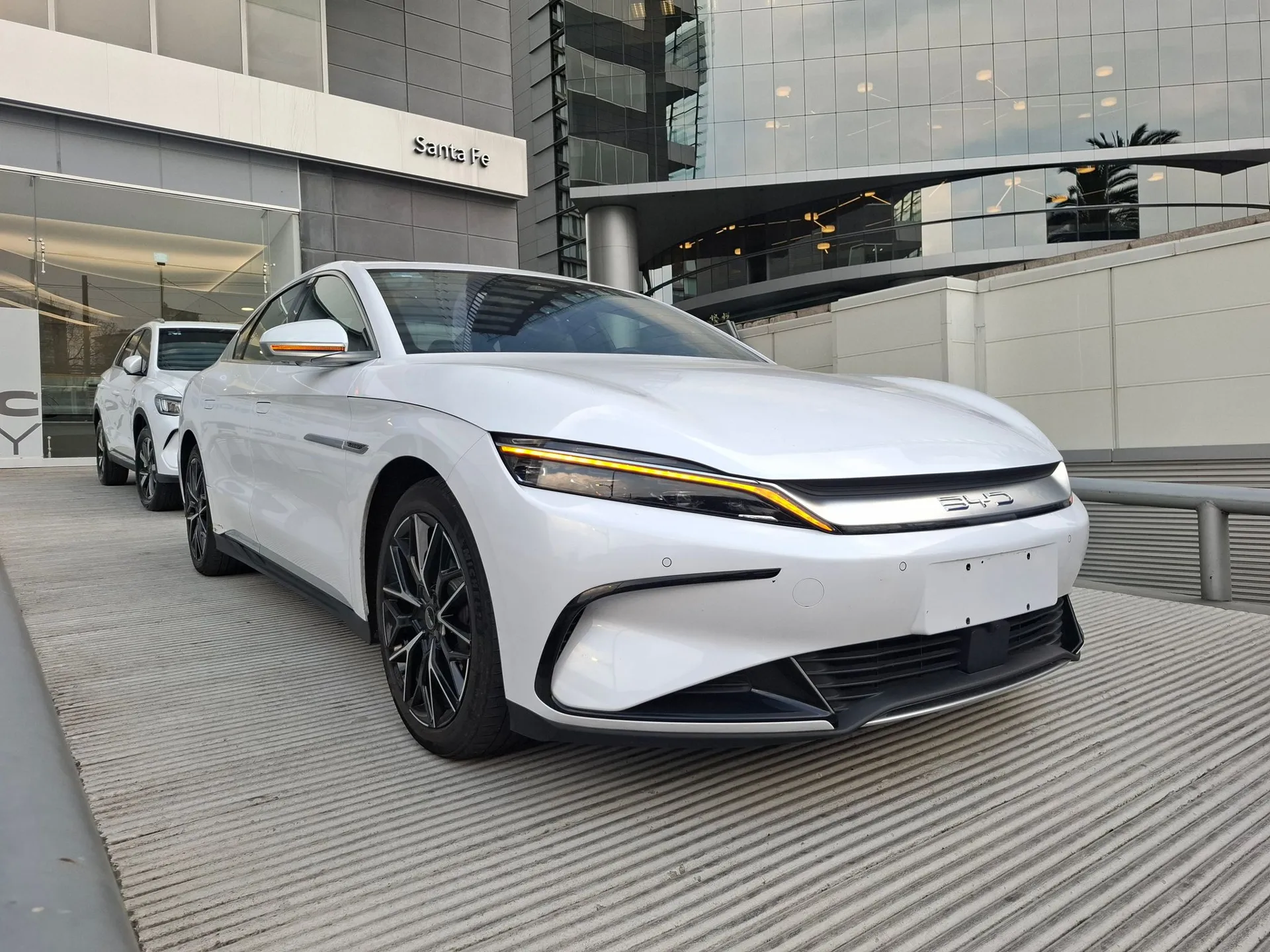 Byd Han 2024