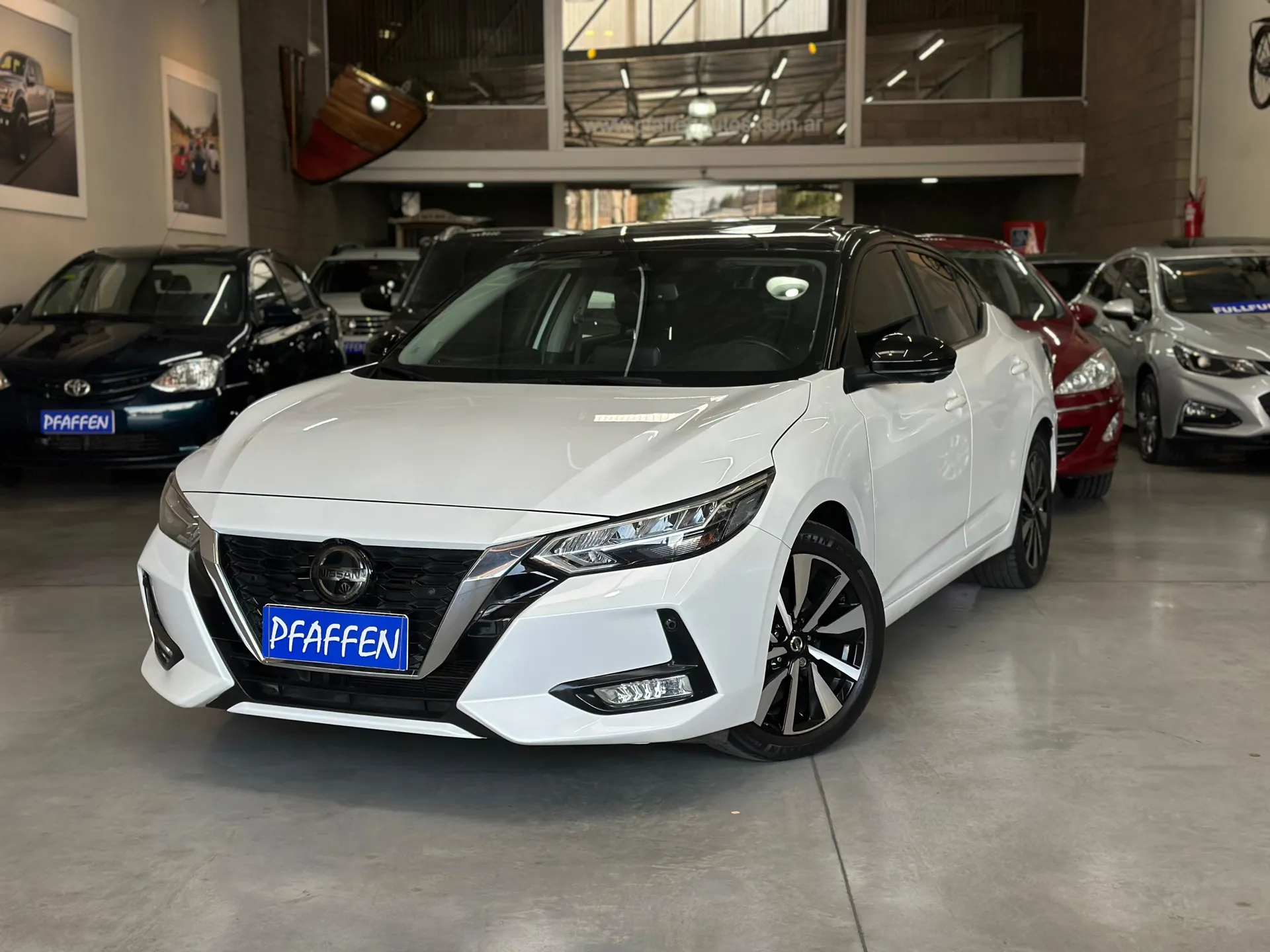 Nissan Sentra 2.0 Exclusive Cvt Pfaffen Autos J