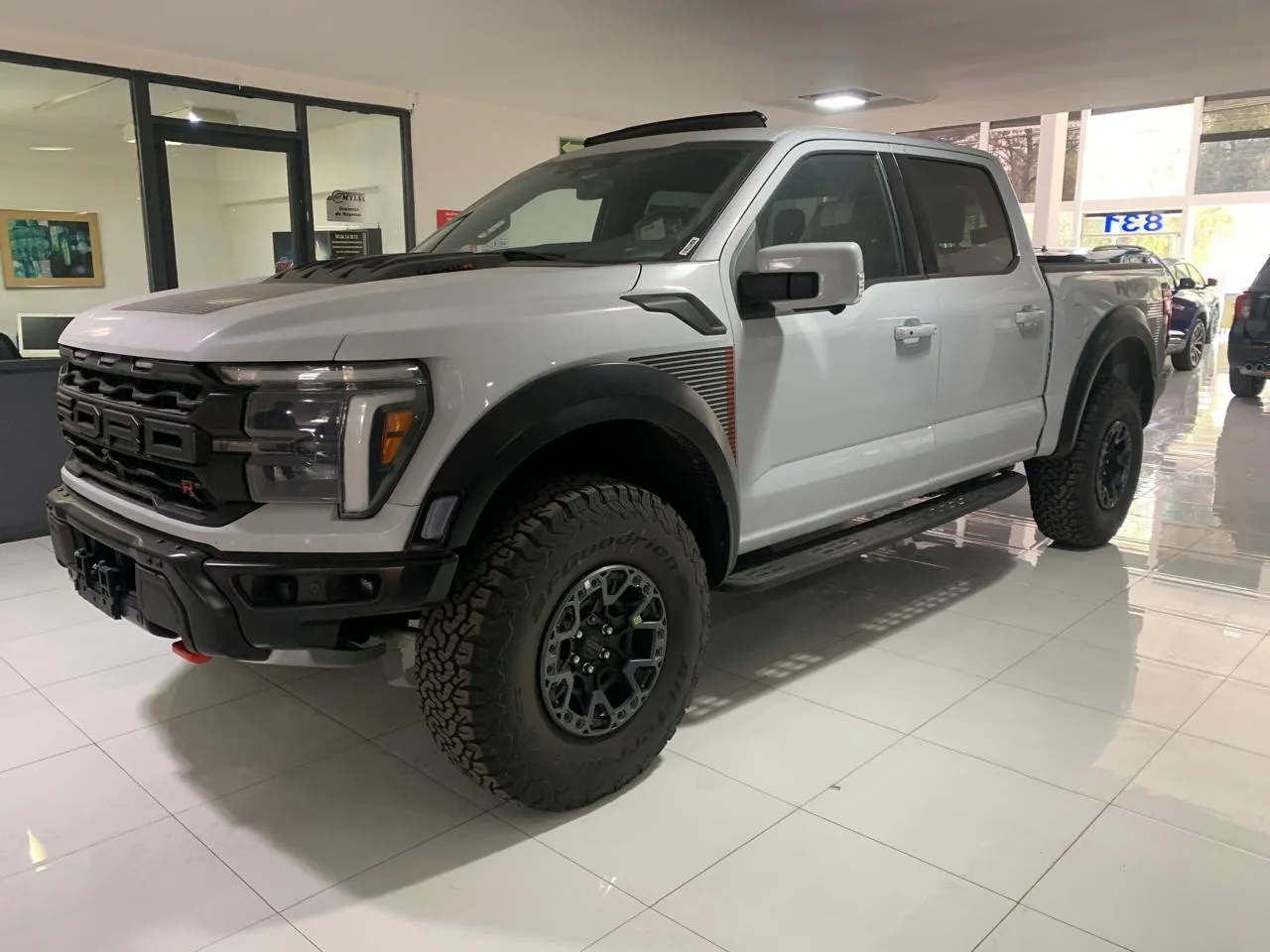 Ford Lobo Raptor 5.2 V8 R 4wd At