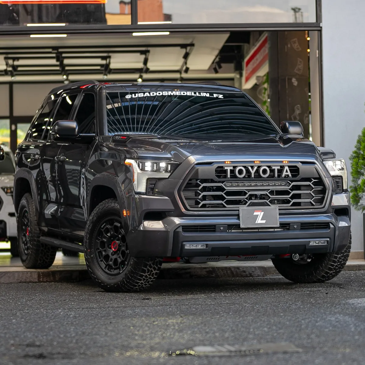 Toyota Sequoia Trd Pro Dark Grey 3.5