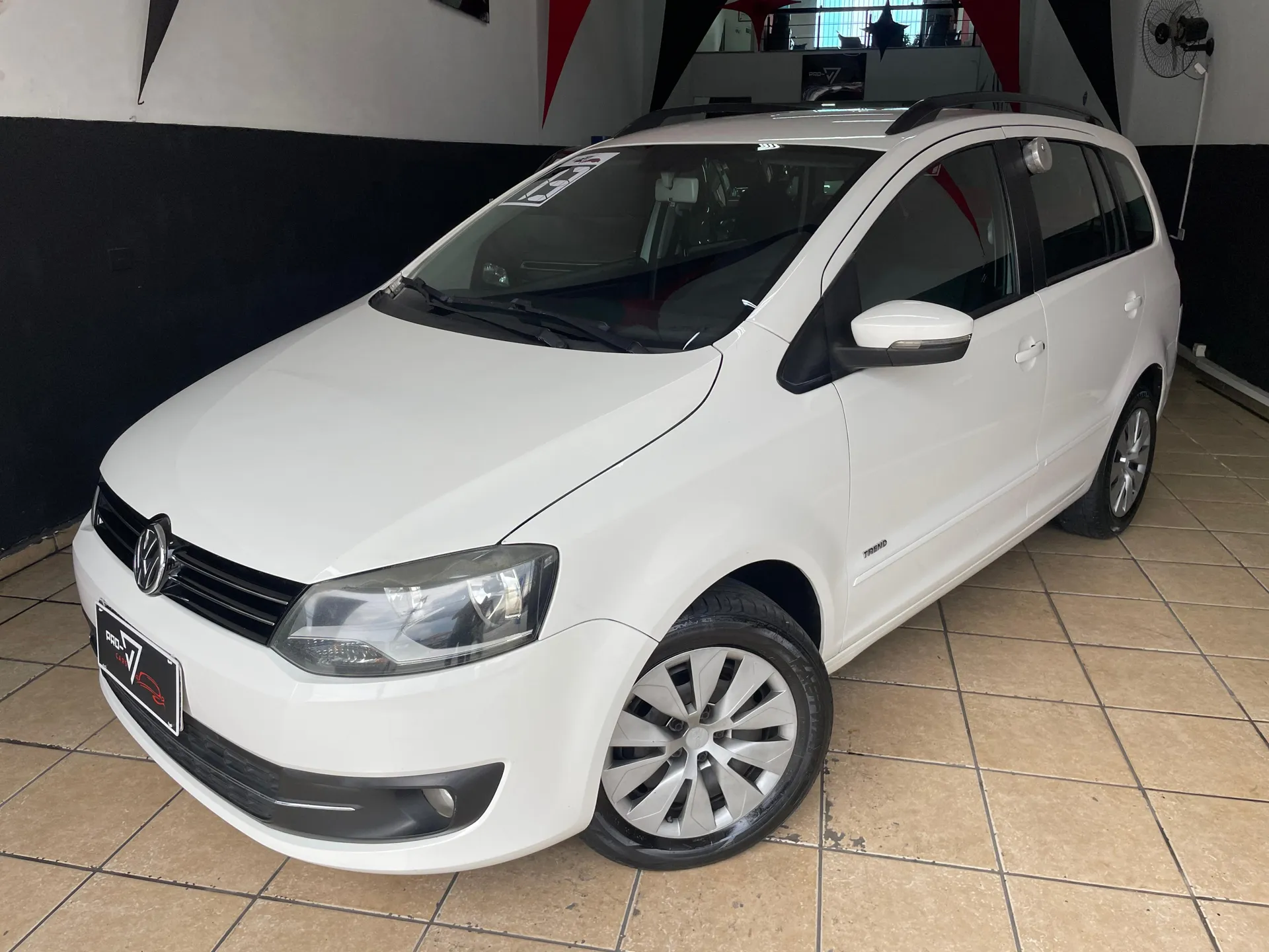 Volkswagen Spacefox 1.6 Trend Total Flex I-motion 5p
