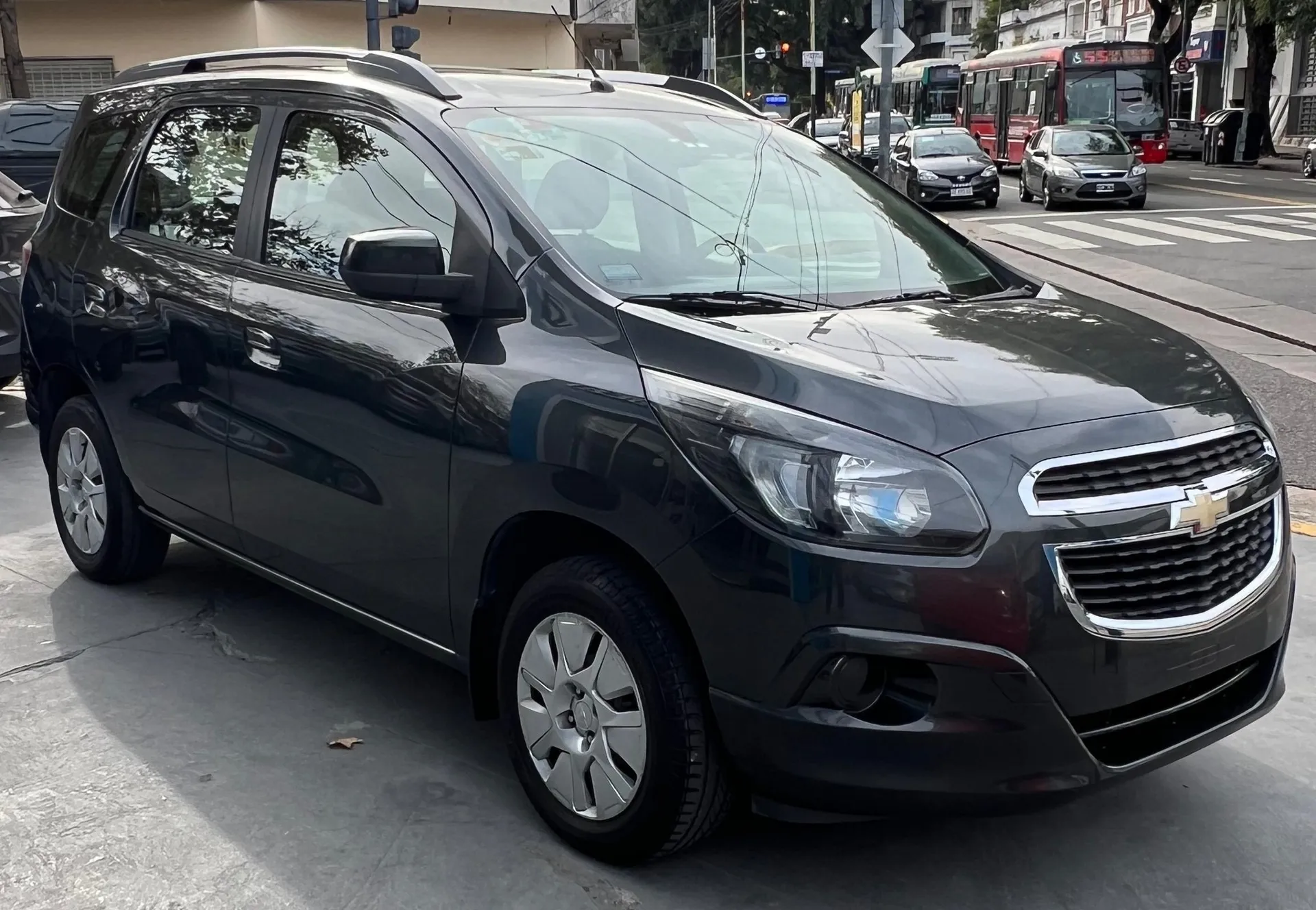 Chevrolet Spin 1.8 Lt 5as 105cv