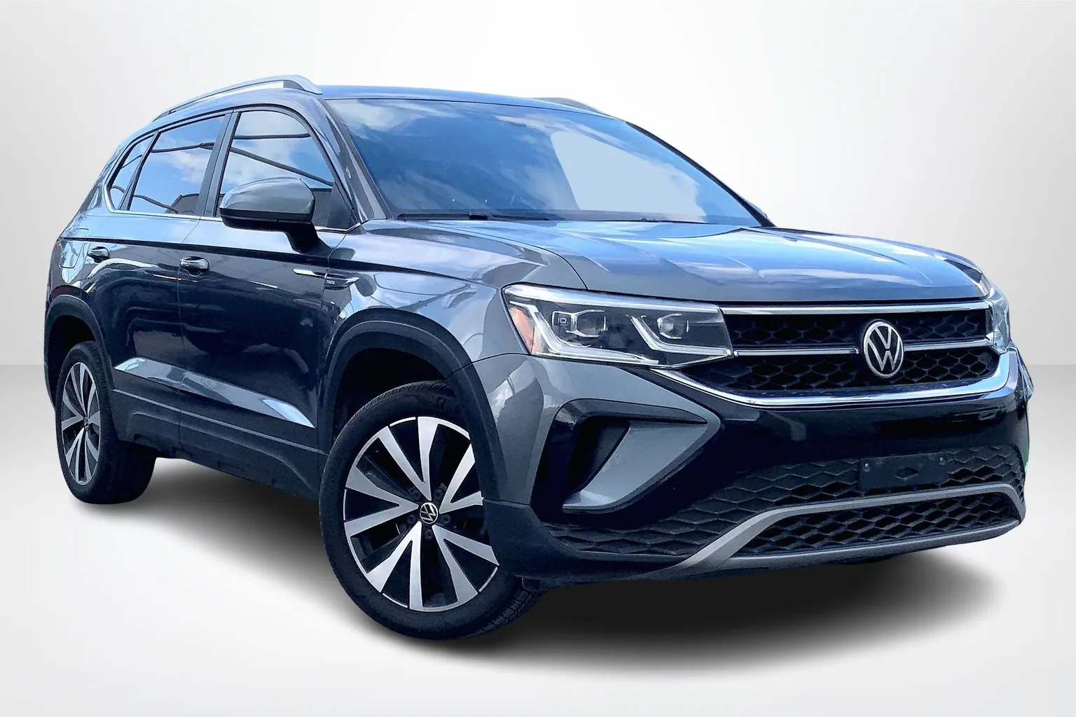 Volkswagen Taos 2021