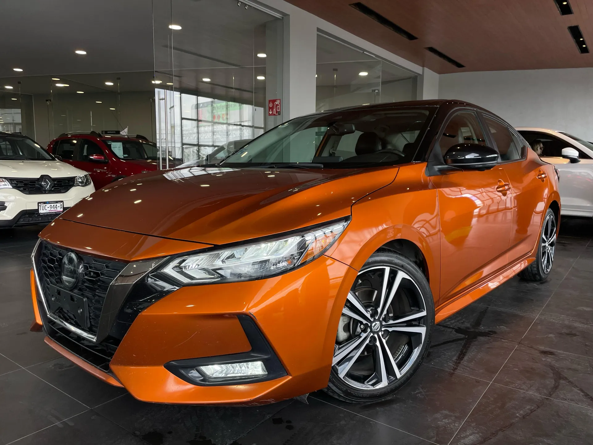 Nissan Sentra 2.0 Sr Platinum Bi-tono Cvt