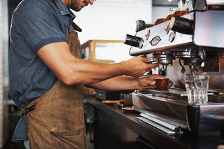 Conoce todo sobre cafeteras: modelos, marcas y más.