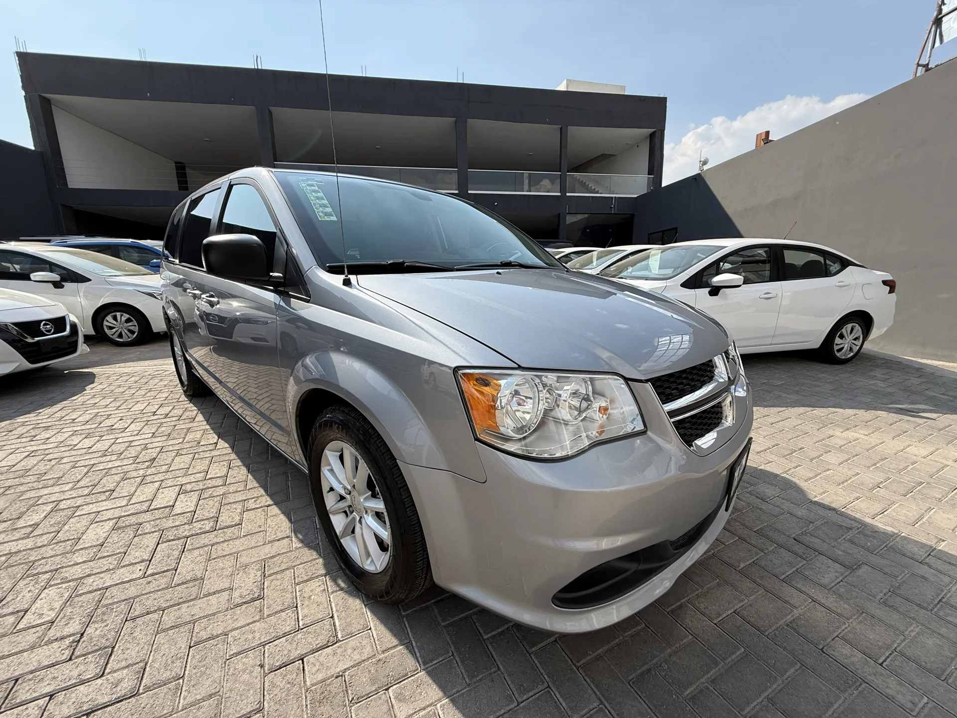 Dodge Grand Caravan 3.7 Sxt At