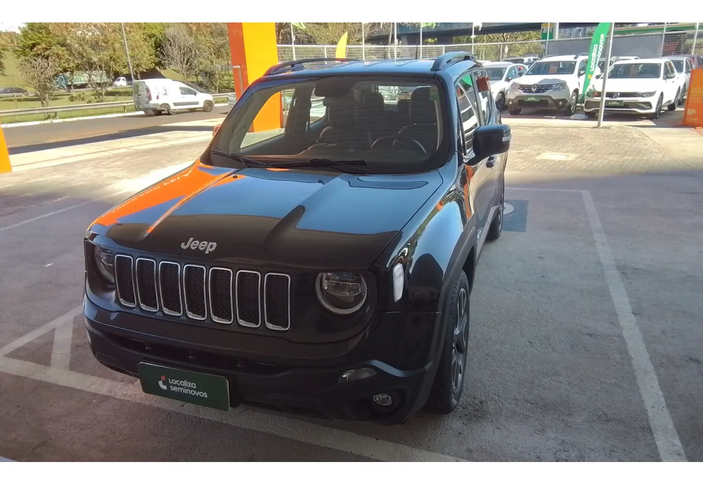 Jeep Renegade 1.8 16v Flex Longitude 4p Automático