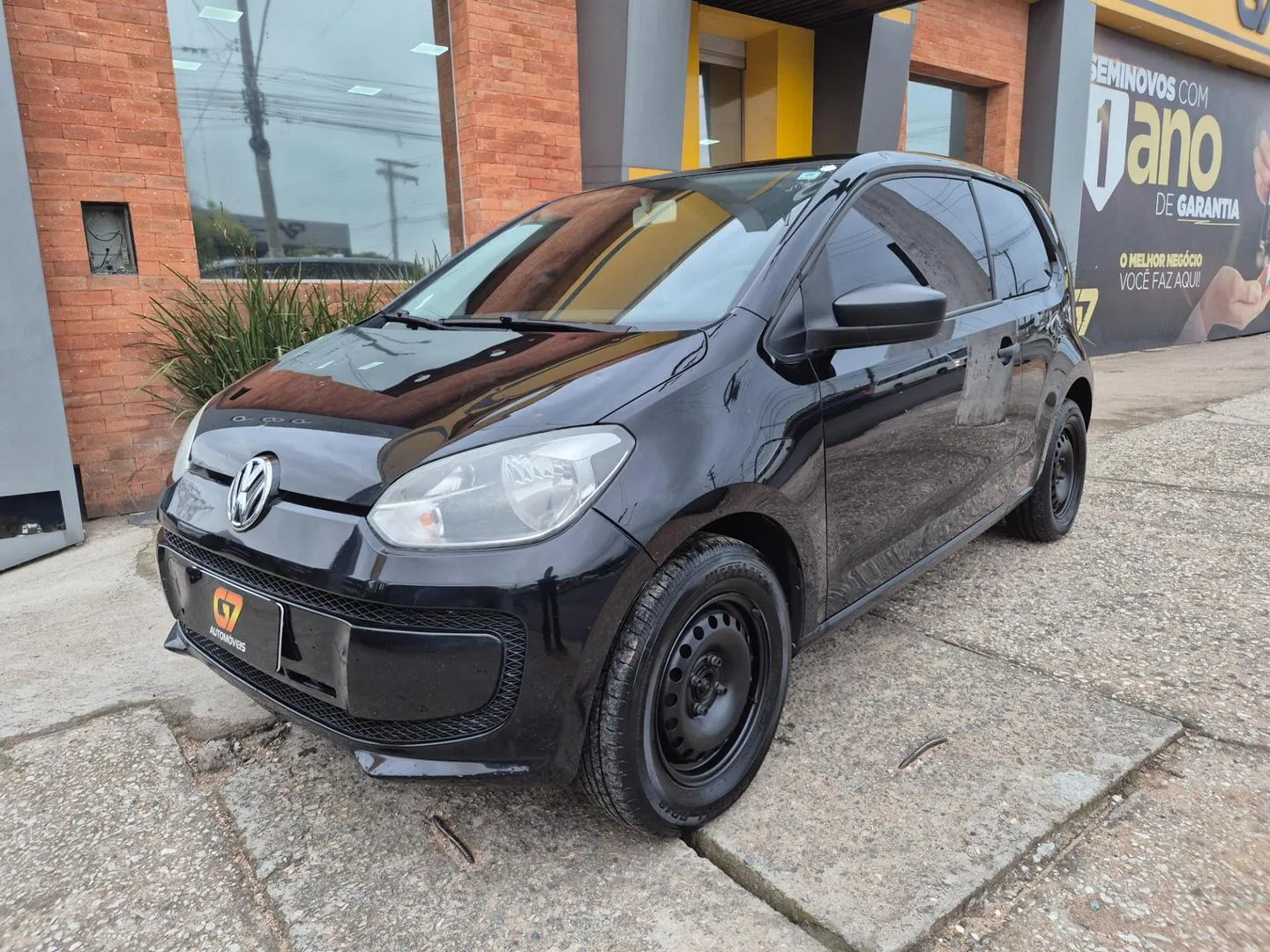Volkswagen Up Take Ma 2015