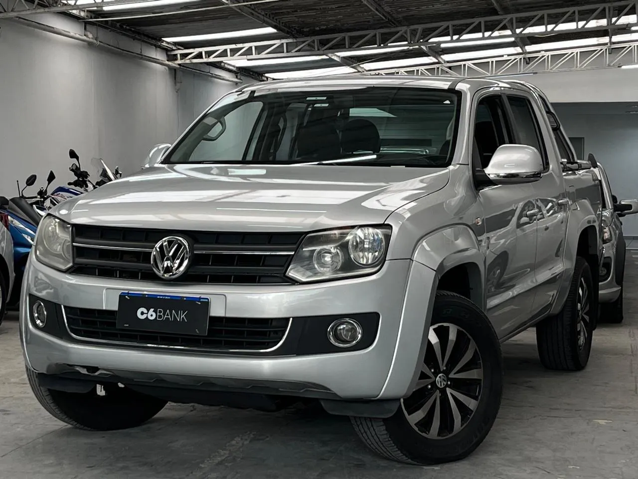 Volkswagen Amarok 2.0 Highline Cab. Dupla 4x4 4p Automática