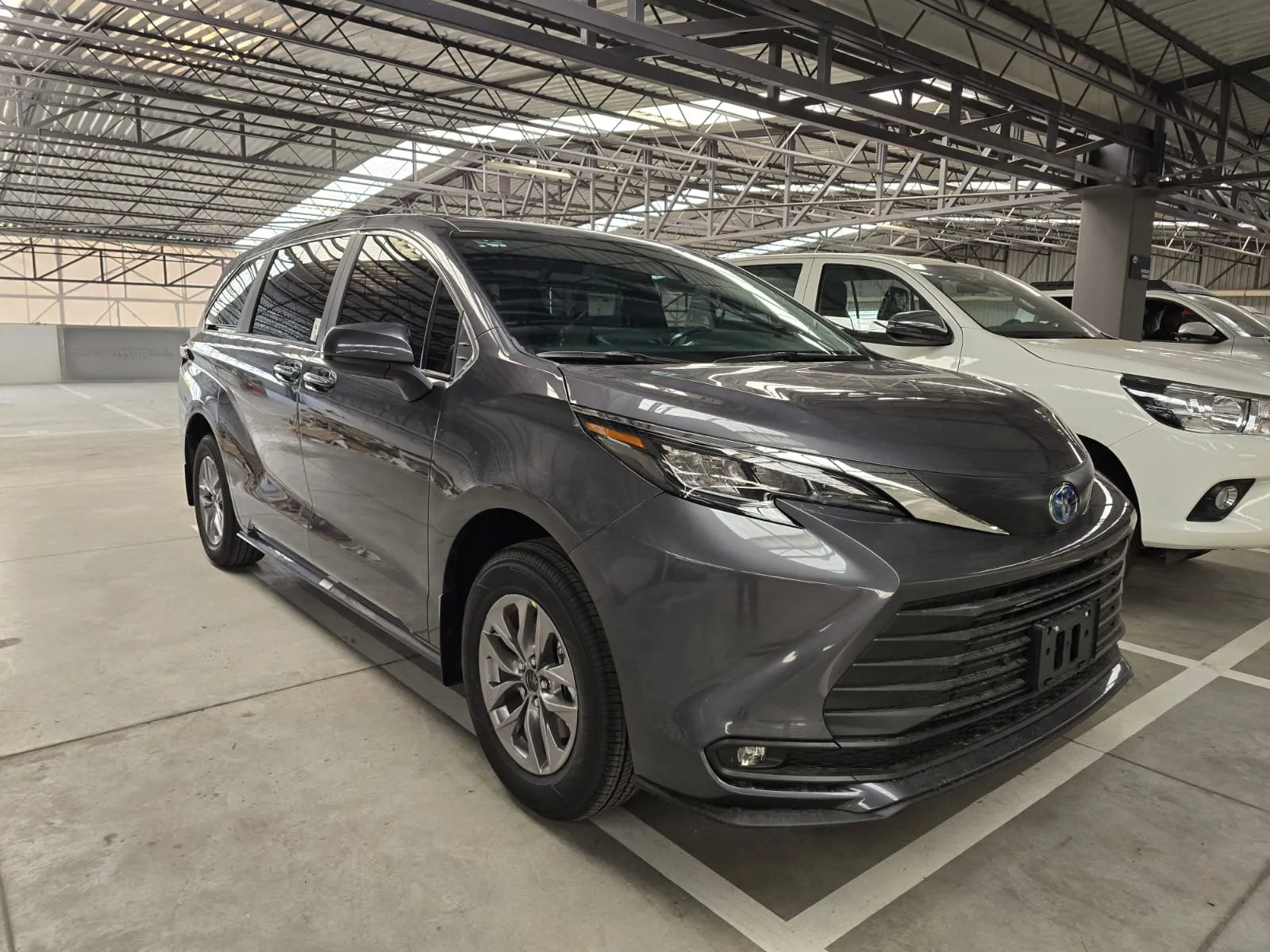 Toyota Sienna 2.5 Hev Xle Fwd