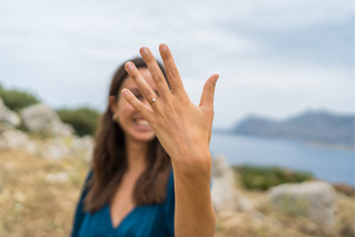 Anillo Solitario: elegancia y simplicidad en una sola joya