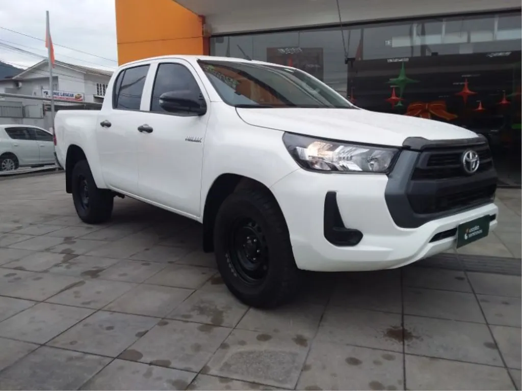 Toyota Hilux 2.8 D-4d Turbo Diesel Cd Power Pack 4x4 Manual