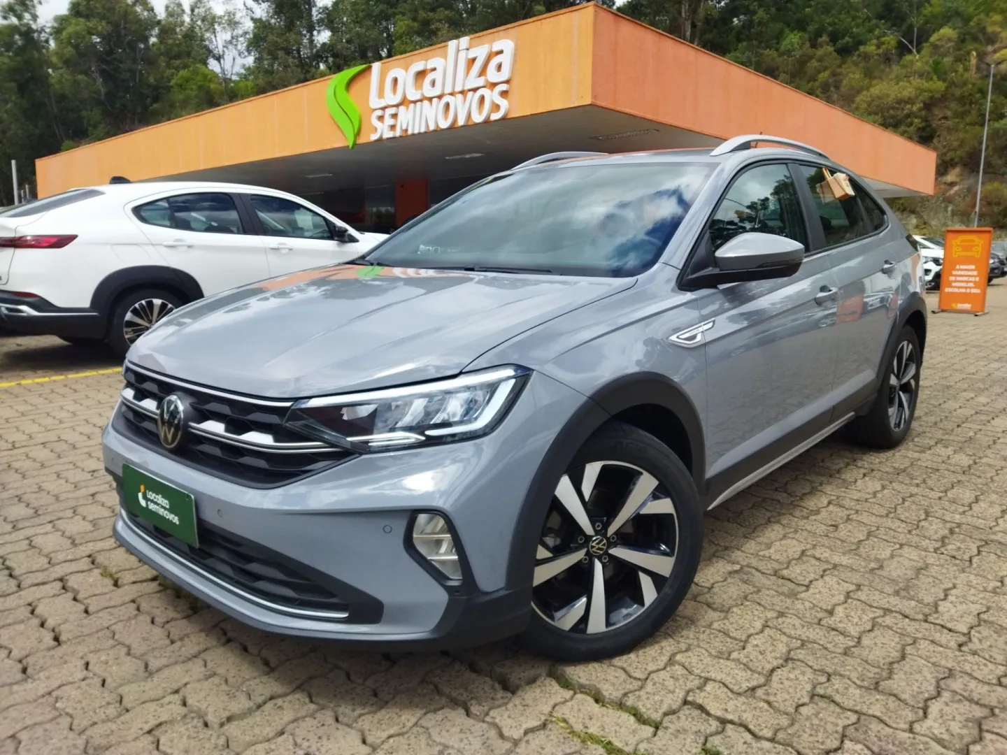 Volkswagen Nivus 1.0 200 Tsi Total Flex Highline Automático