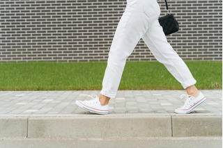 Las mejores zapatillas blancas para mujer.