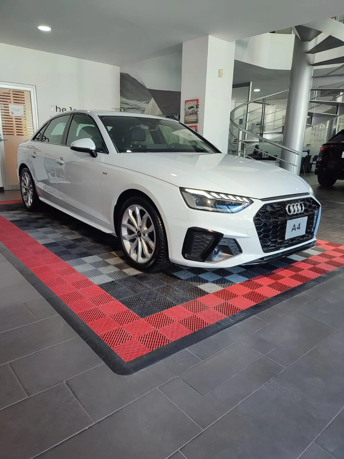 Audi A4 2.0 T 40 Tfsi S Line 190hp