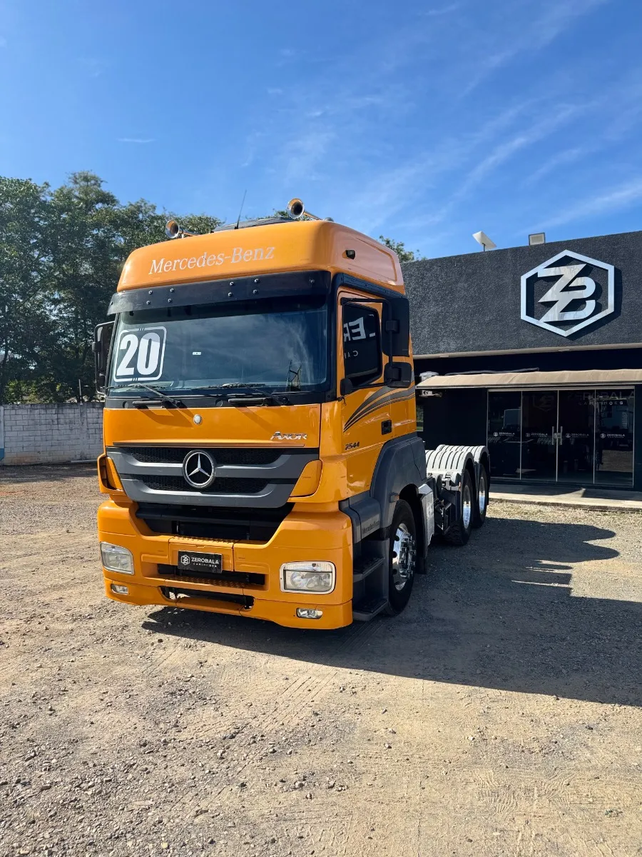 Mercedes Benz Mb 2544 6x2 2020 Teto Alto