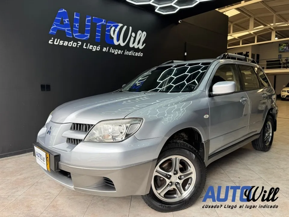 Mitsubishi Outlander At 2400cc Sun Roof