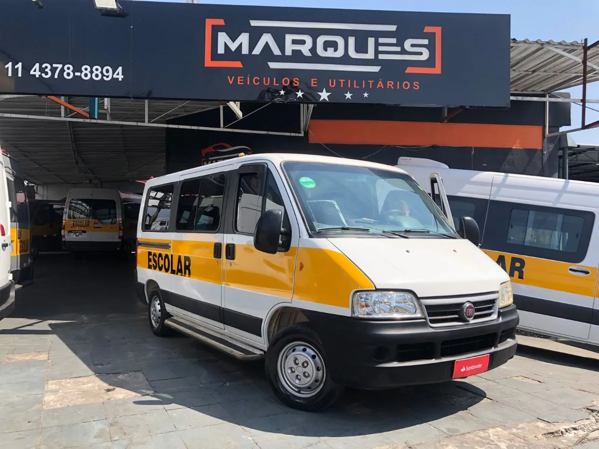 Fiat Ducato Minibus 15 Lugares 2016