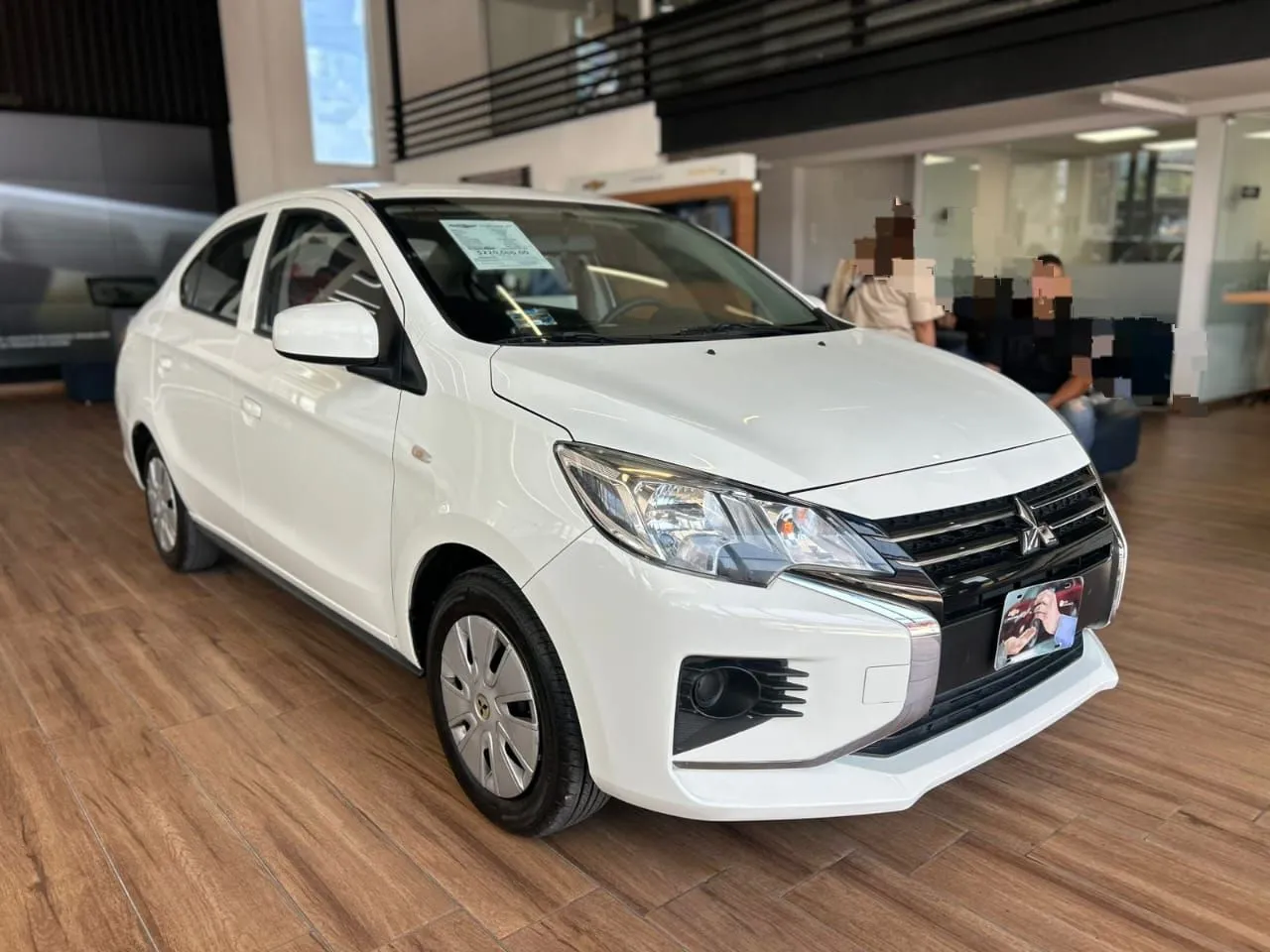 Mitsubishi Mirage 2023
