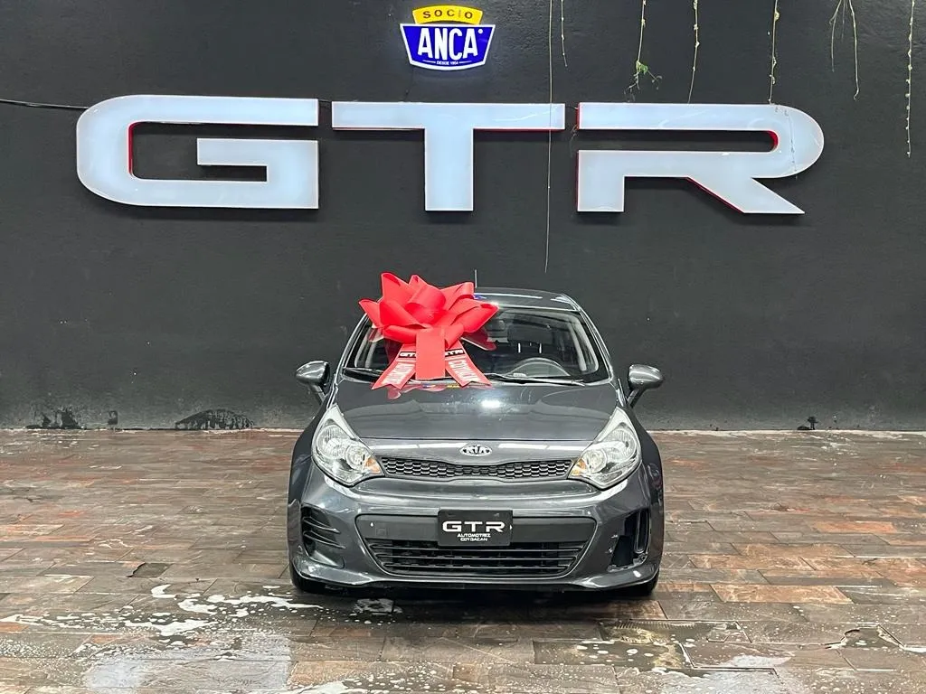 Kia Rio Lx 2017