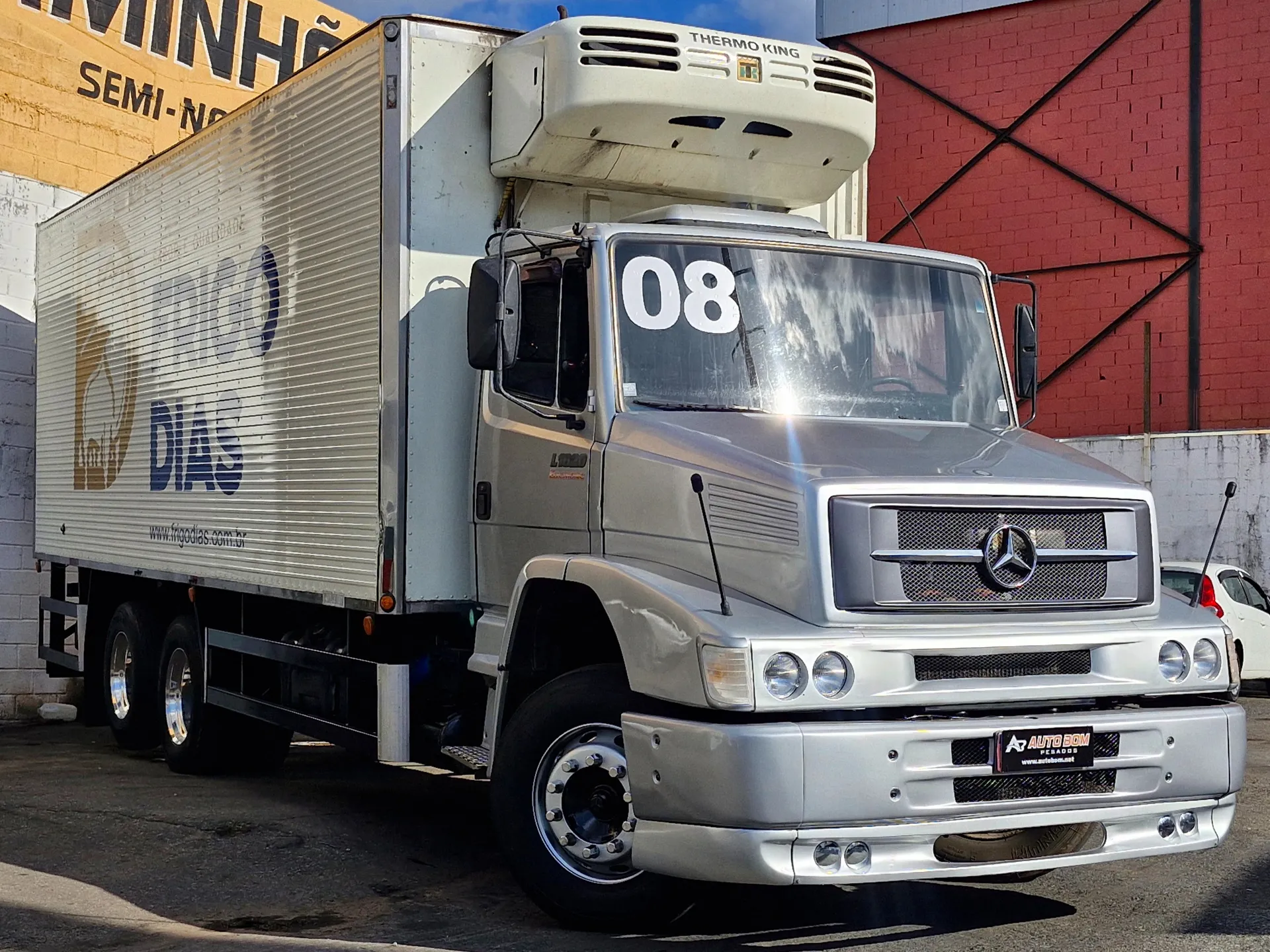 Mb 1620 Eletronico Bau Refrigerado Canaletado Gancheiro