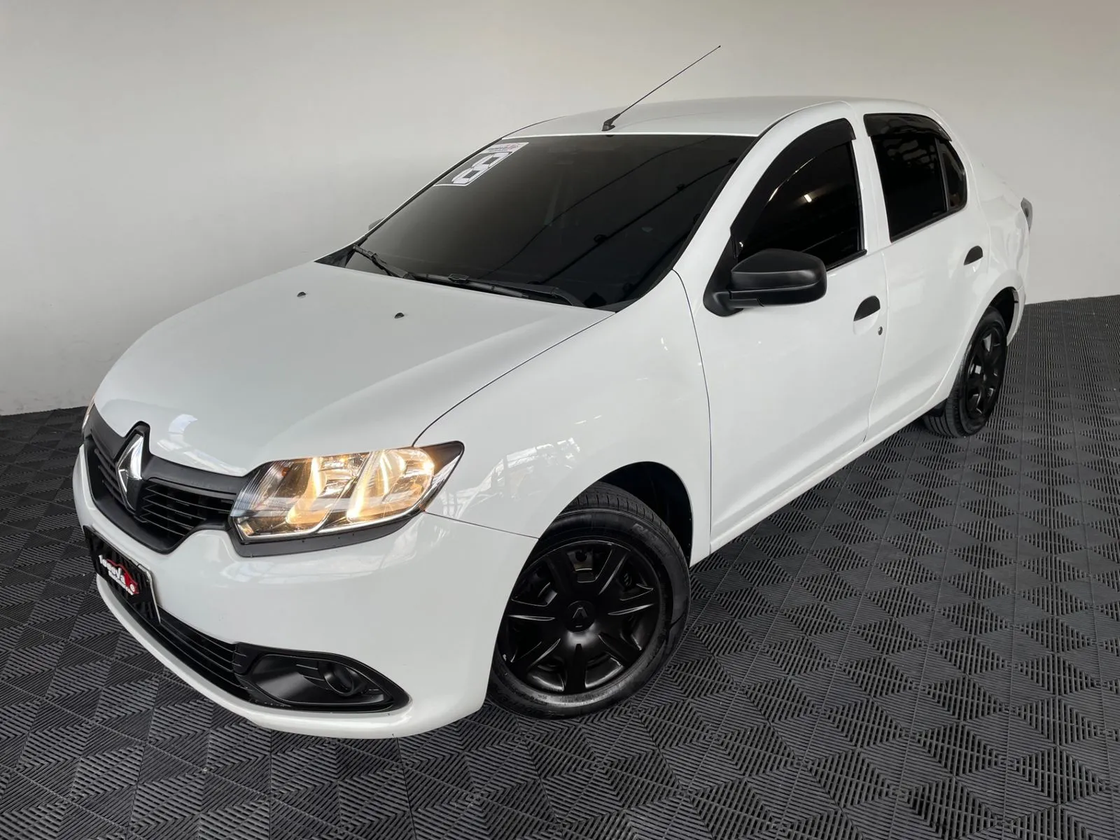 Renault Logan Authentique Flex 1.0 12v 4p 2017/2018