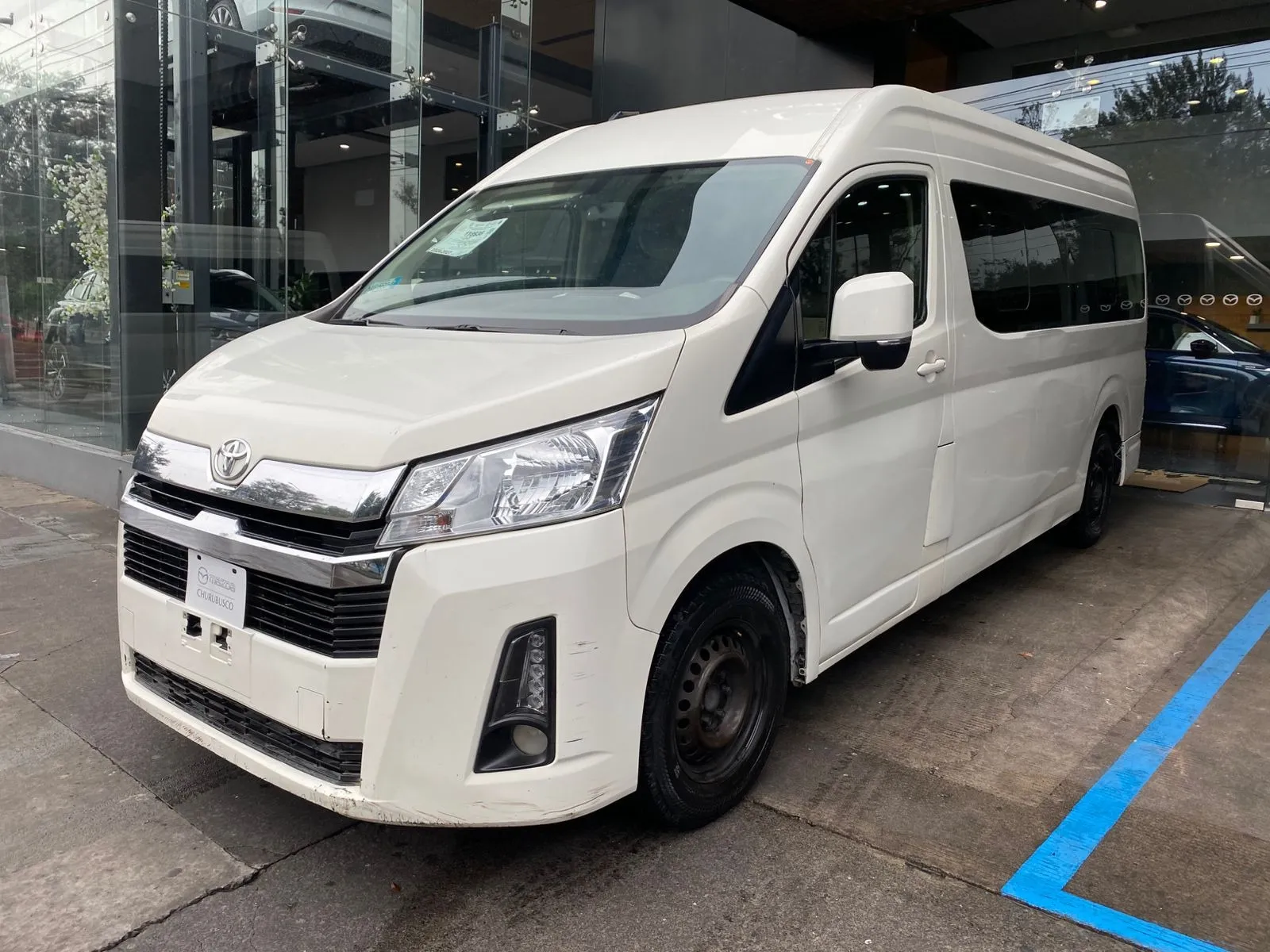 Toyota Hiace 2.7 Bus 15 Pas Mt