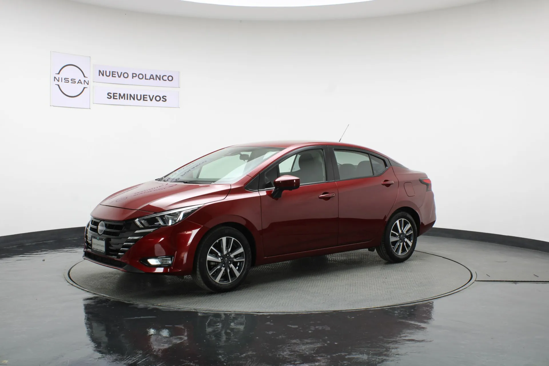 Nissan Versa 2024