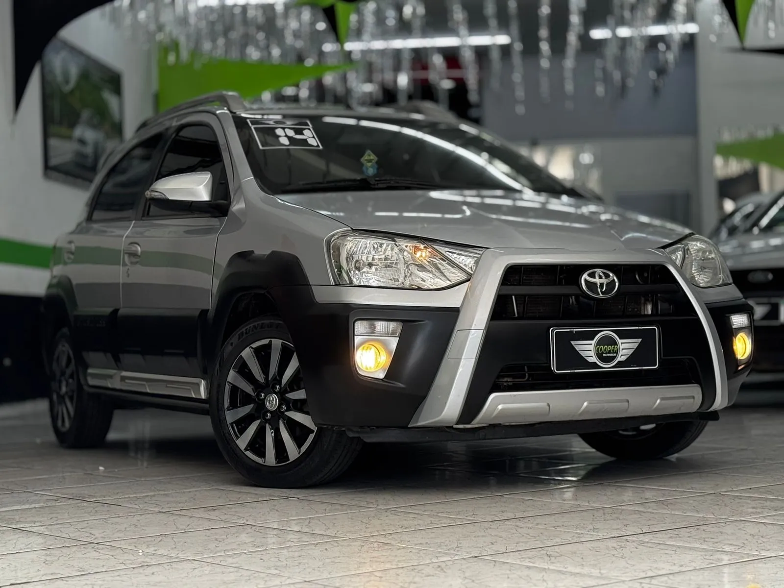 Toyota Etios Cross 1.5 16v 5p