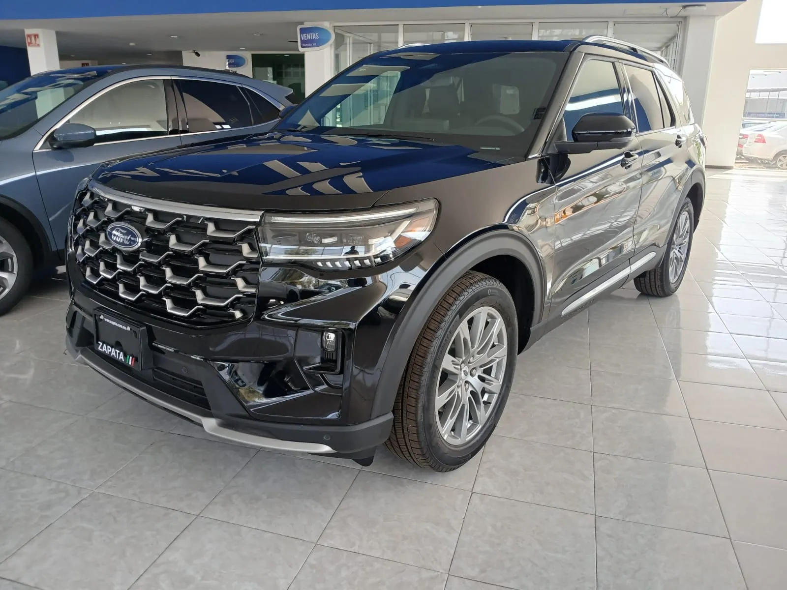 Ford Explorer Ecoboost Platinum At