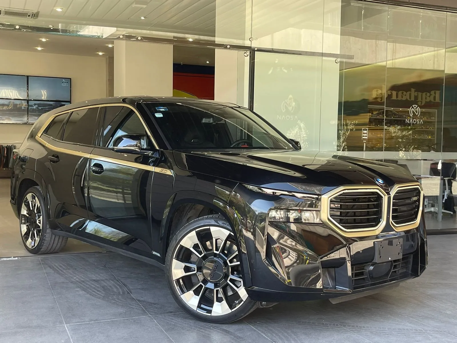 Bmw Xm Hibrida 2024