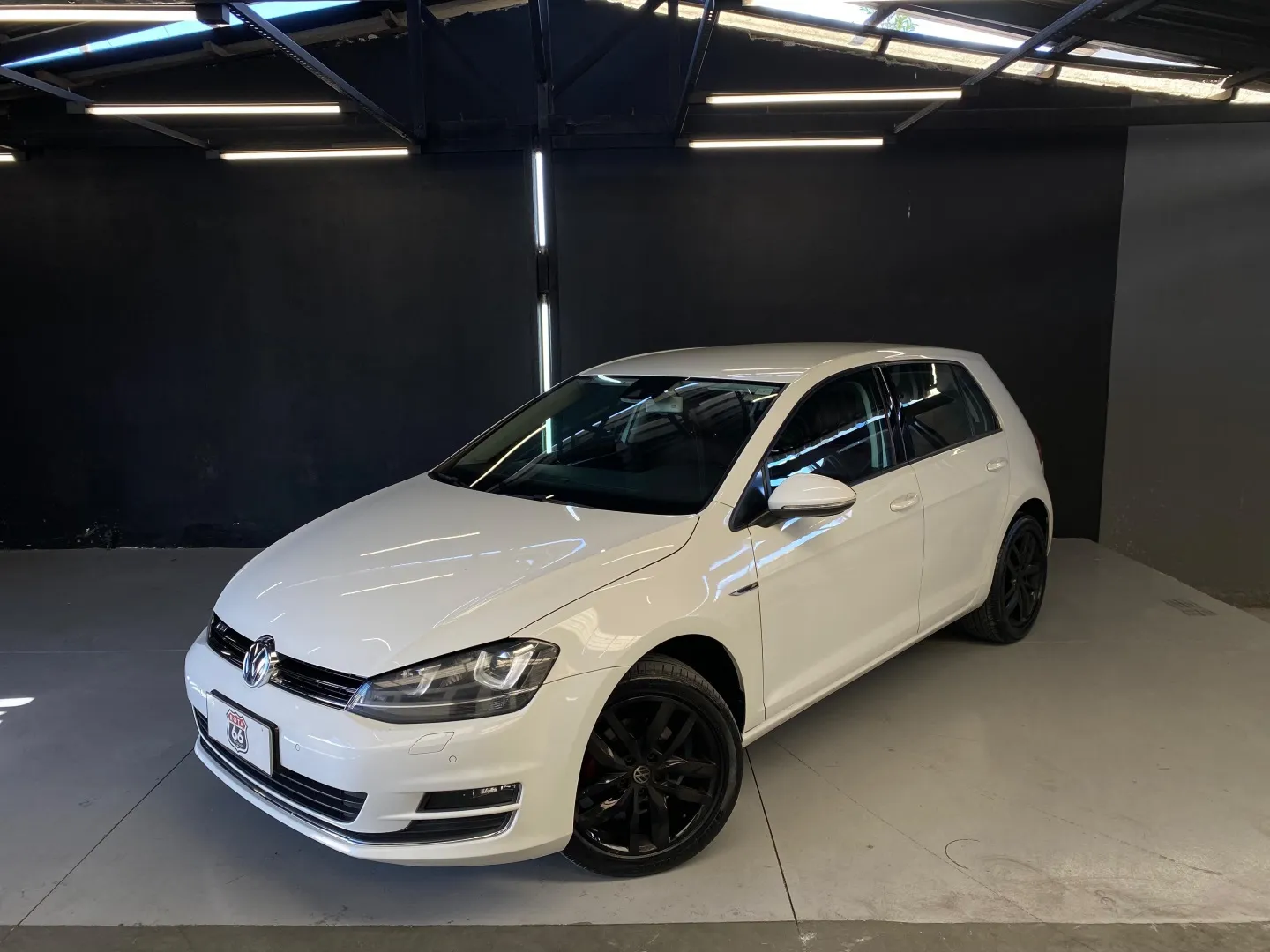 Volkswagen Golf 1.4 Tsi Highline 16v Gasolina 4p Automático