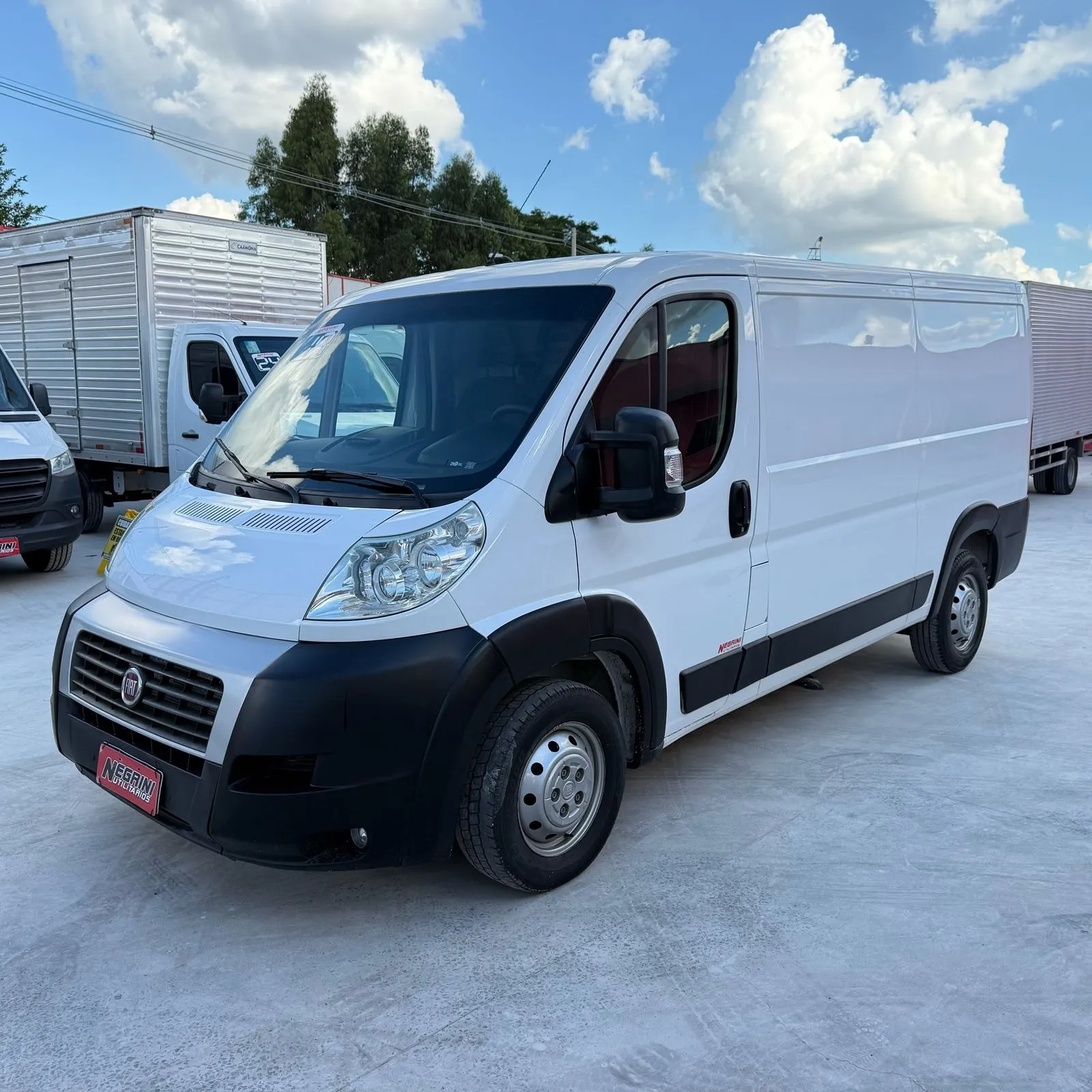 Fiat Ducato Cargo 2.3 Médio (10m3) 5p