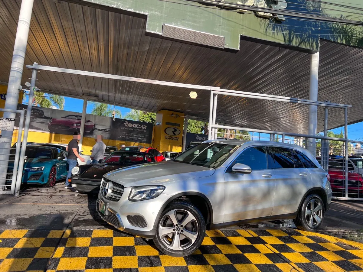  Mercedes Benz Glc 300 2019     