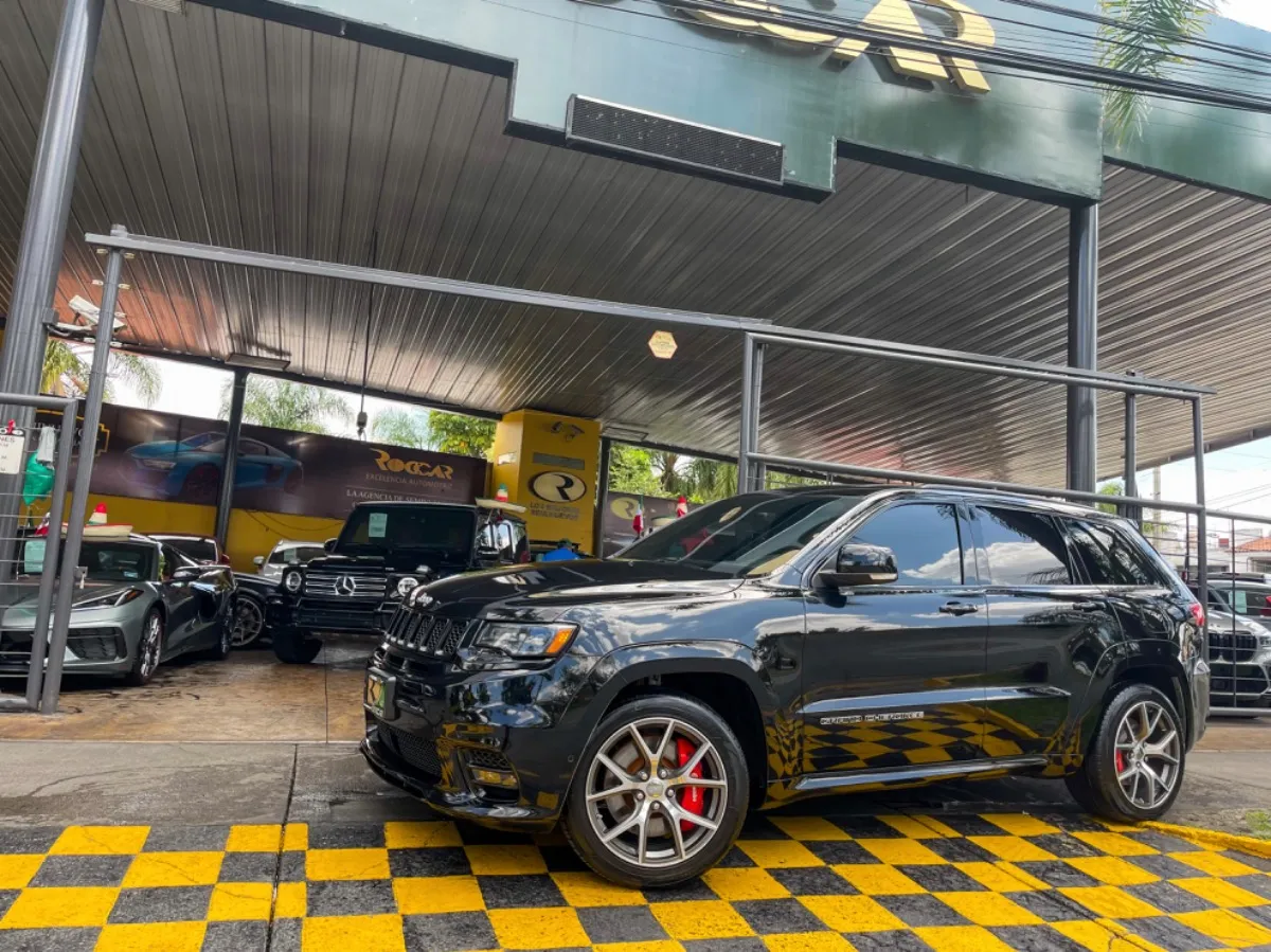 Jeep Grand Cherokee Srt 2017