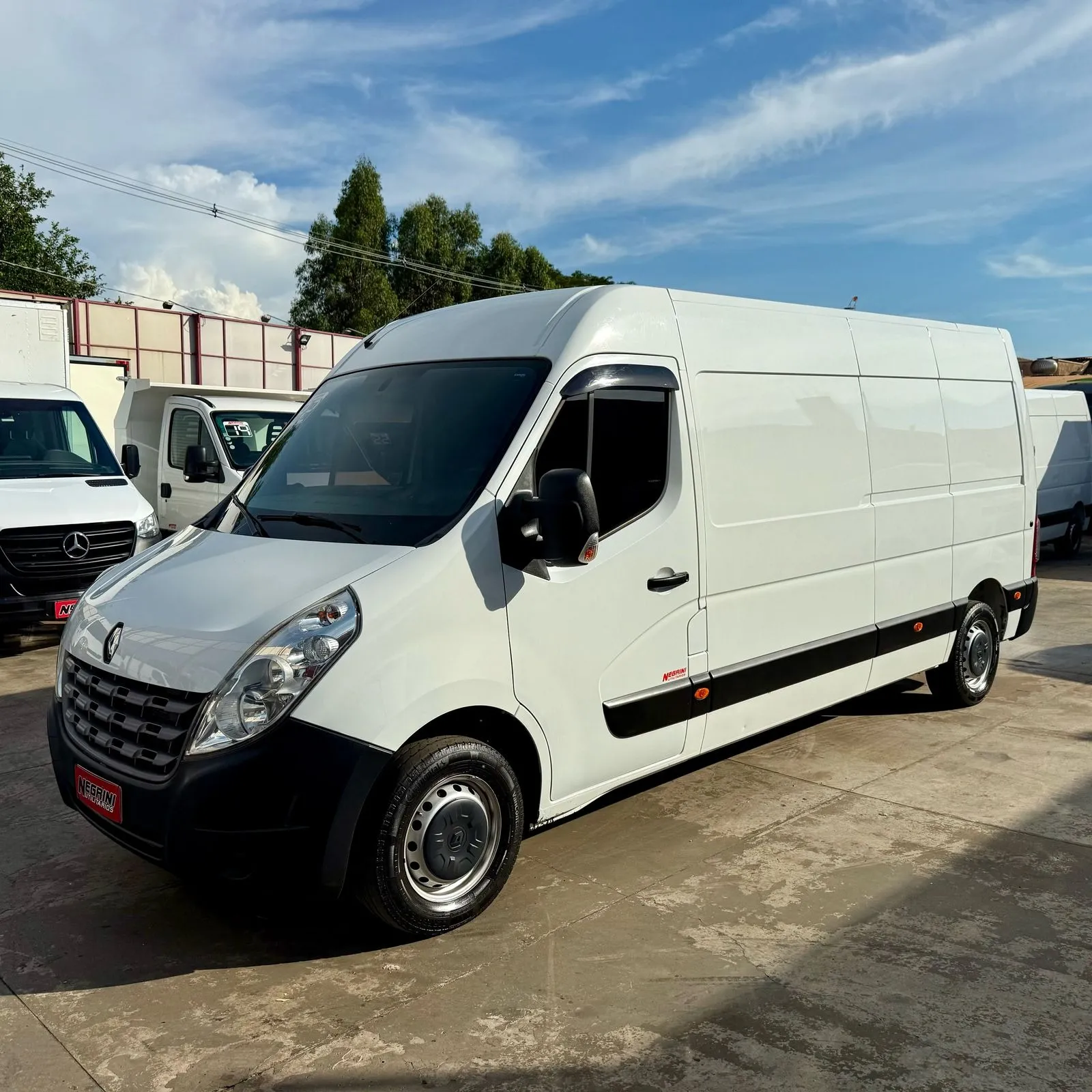 Renault Master Furgão L3h2 2022 Extra Longa 13 Mts Completa